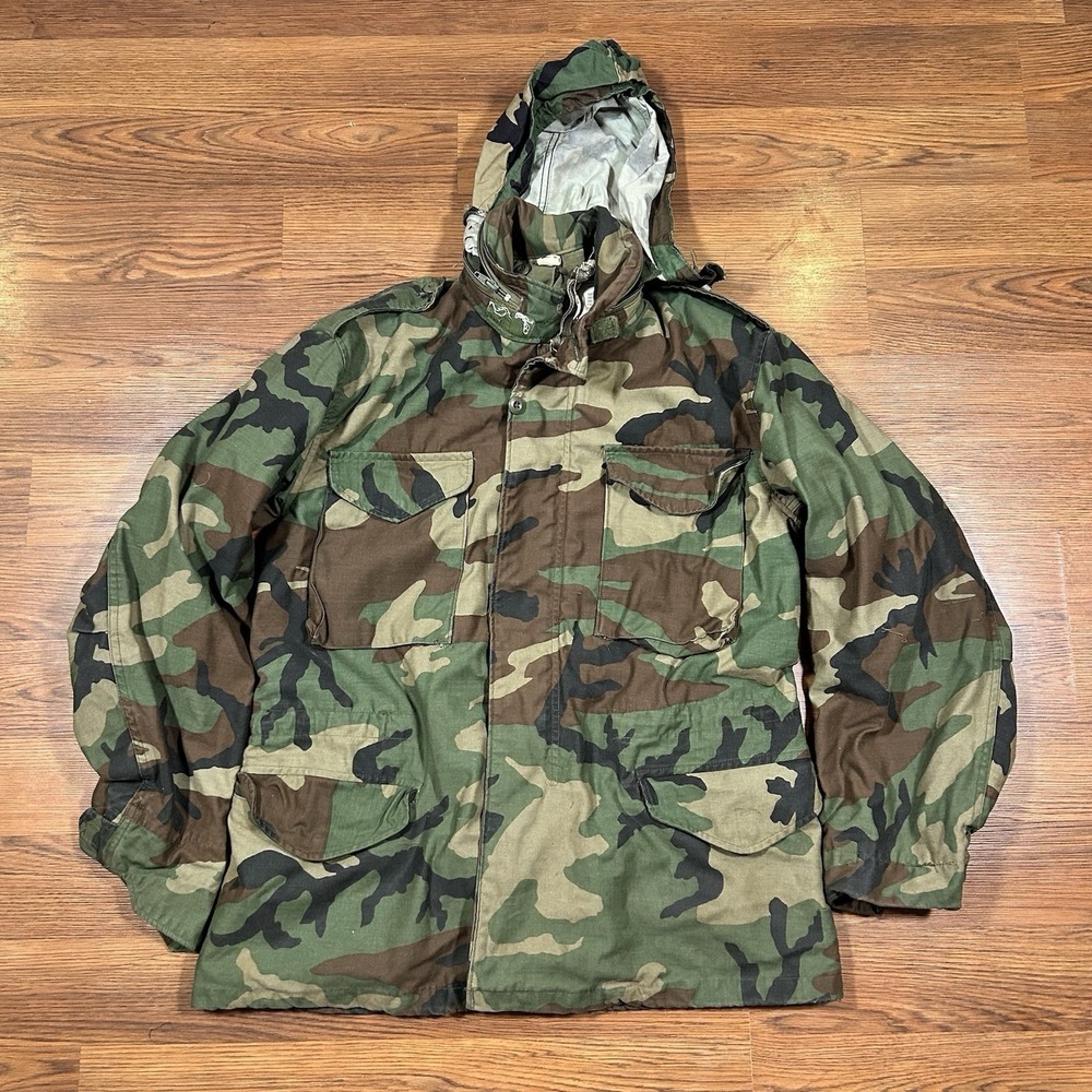 U.S. Army M-65 Field Jacket Mens Medium Reg Pockets‎ Woodland Camo Cold Weather